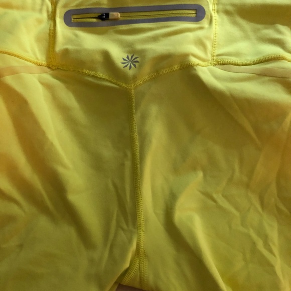 Athlete crops. - Picture 3 of 6